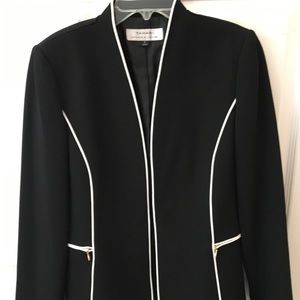 Tahari women’s jacket